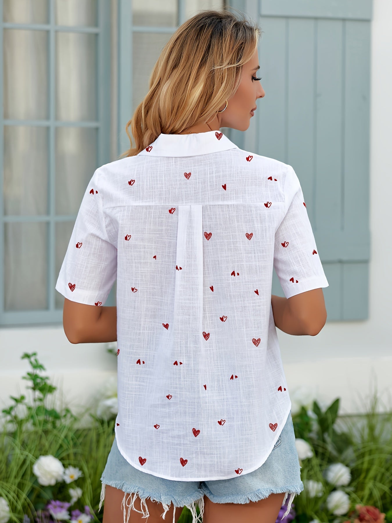 Damen Sommer Bluse mit Herzprint und Reverskragen