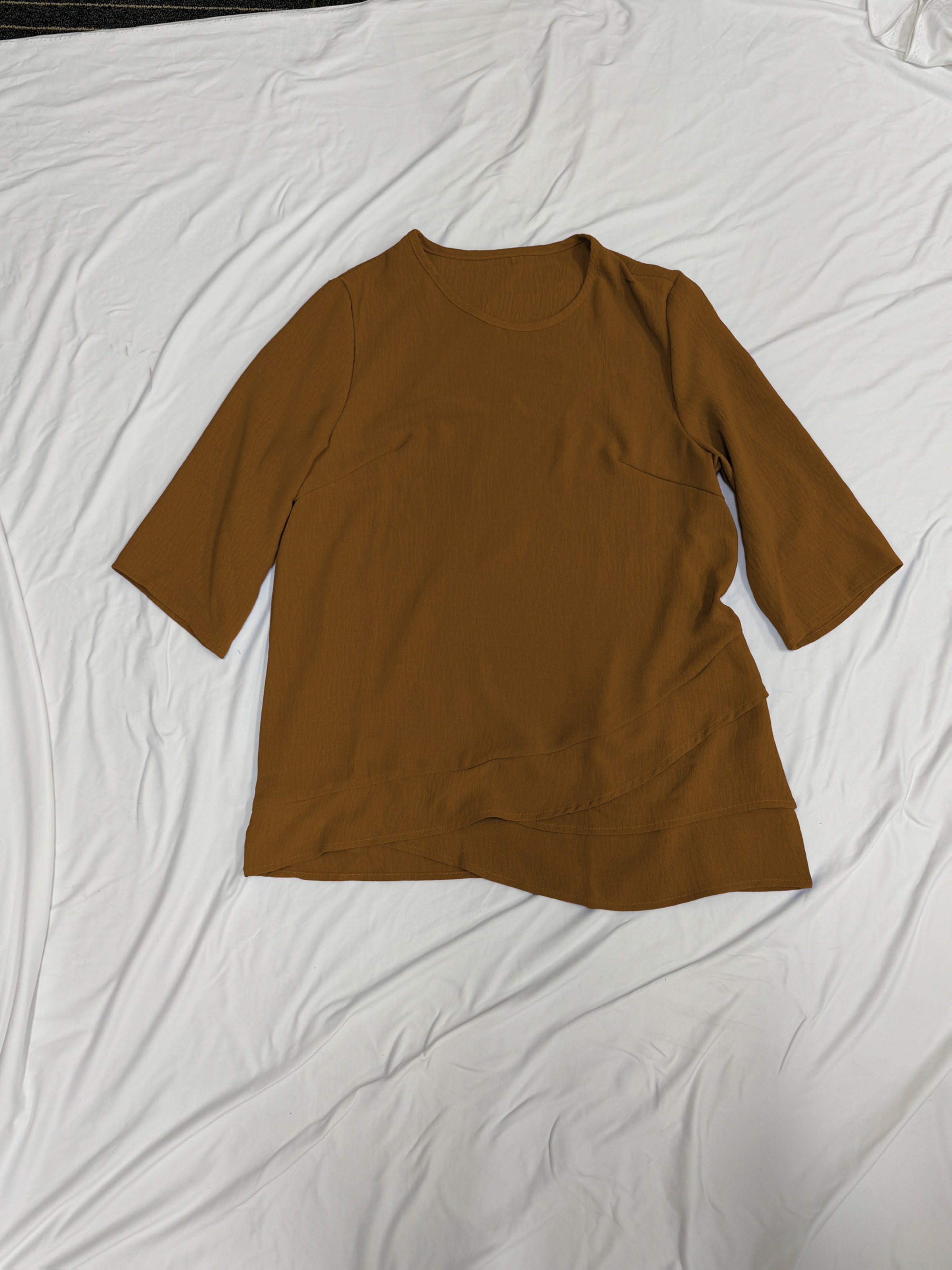 Damen Shirt – Rundhals Patchwork & Lässig