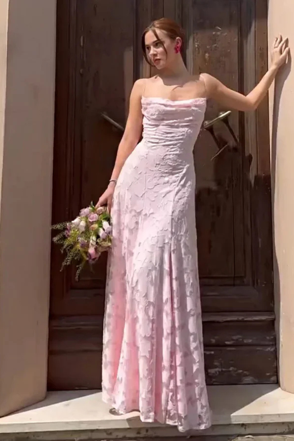 Rose Damen Maxikleid – Spaghettiträger & Rückenfrei mit Schnürung Floral Elegant