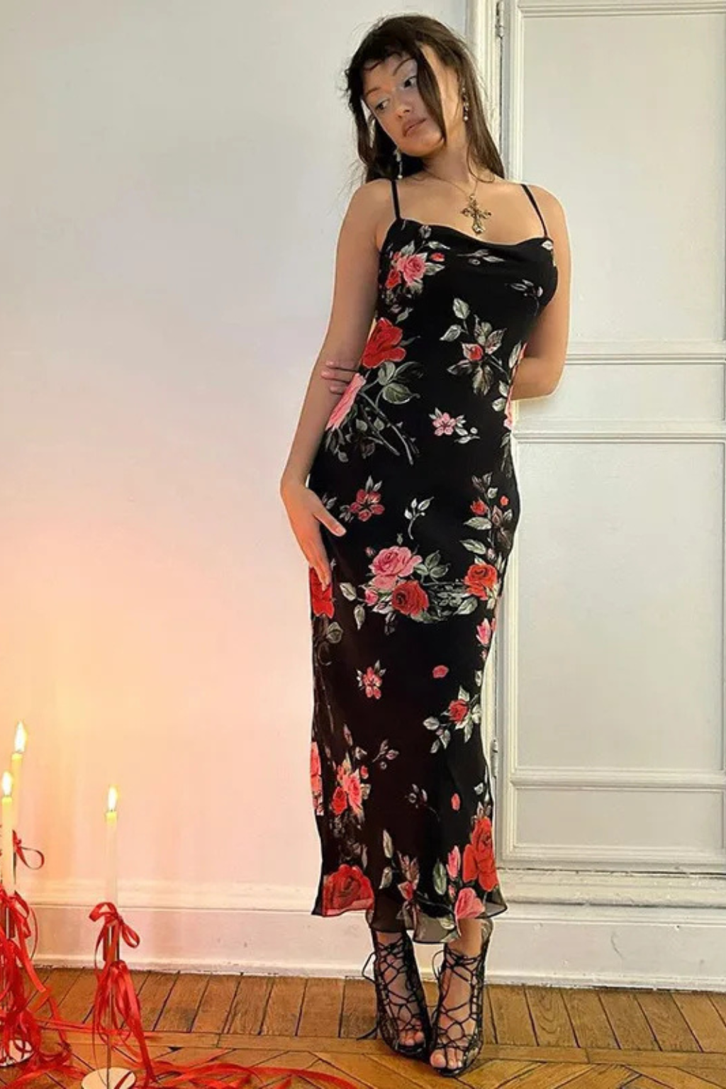 Elara Damen Maxikleid – Floral & Spaghettiträger Sommer Elegant