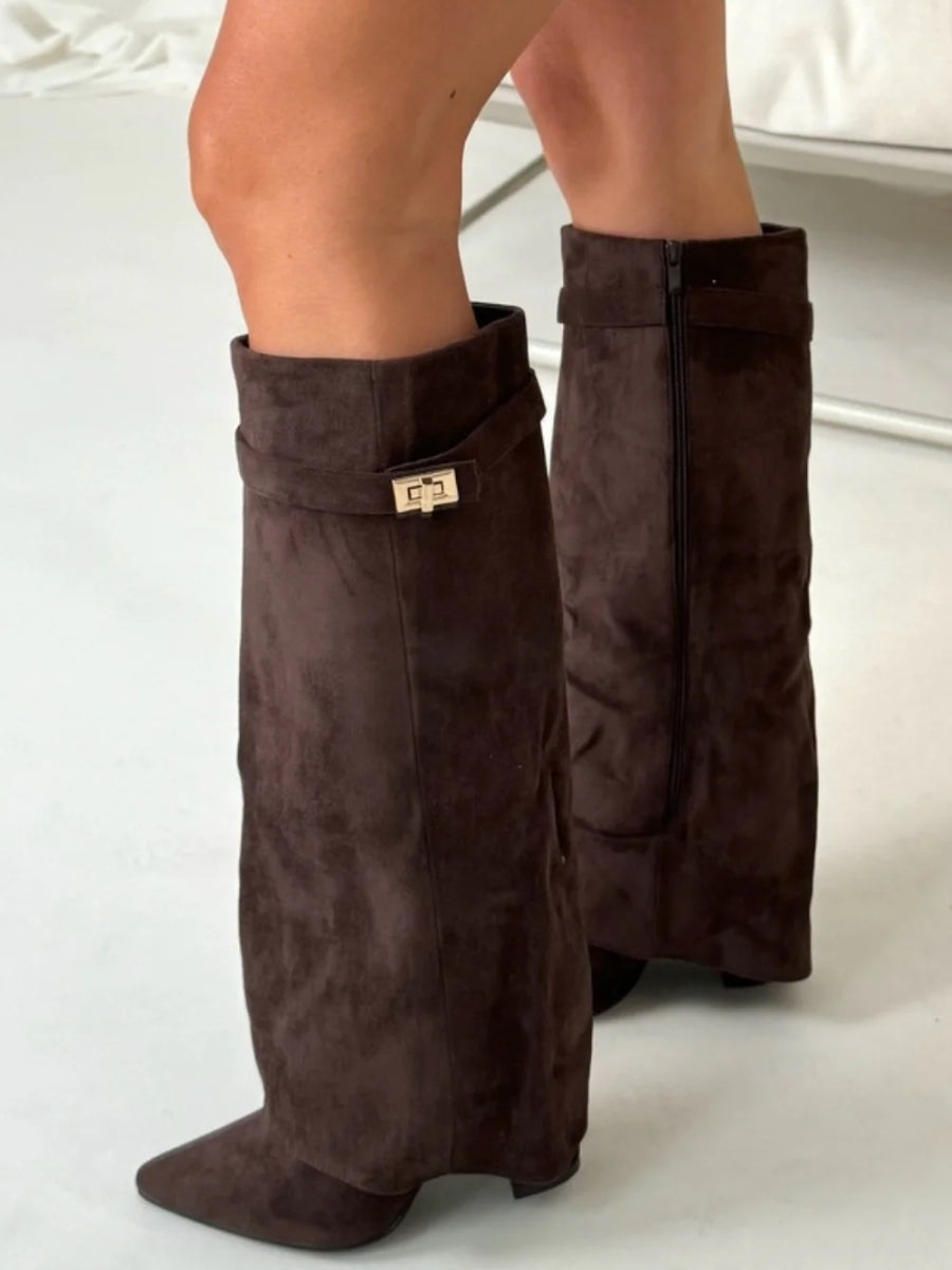 Evy Damenstiefel – Suede & Goldene Details Elegant