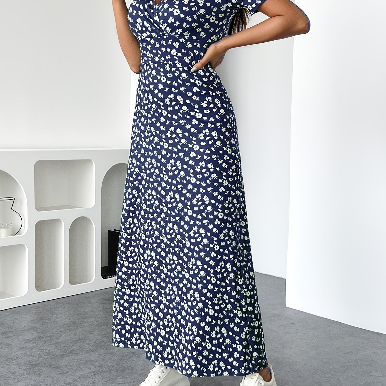 Damen Sommerkleid – Floral V-Ausschnitt & Locker Elegant