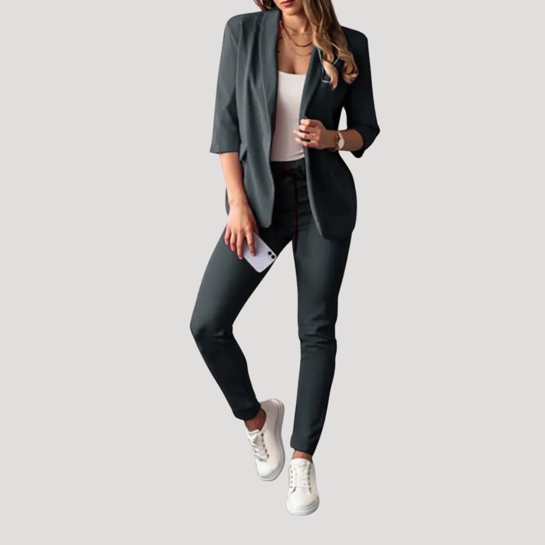 Damen Kostümset – Blazer & Hose mit eleganter Passform