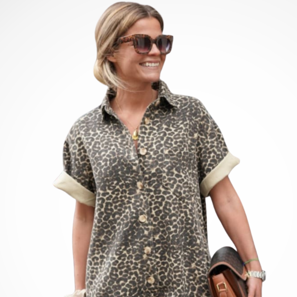 Zaria | Damen Playsuit – Leopardenmuster & Knopfleiste Modern