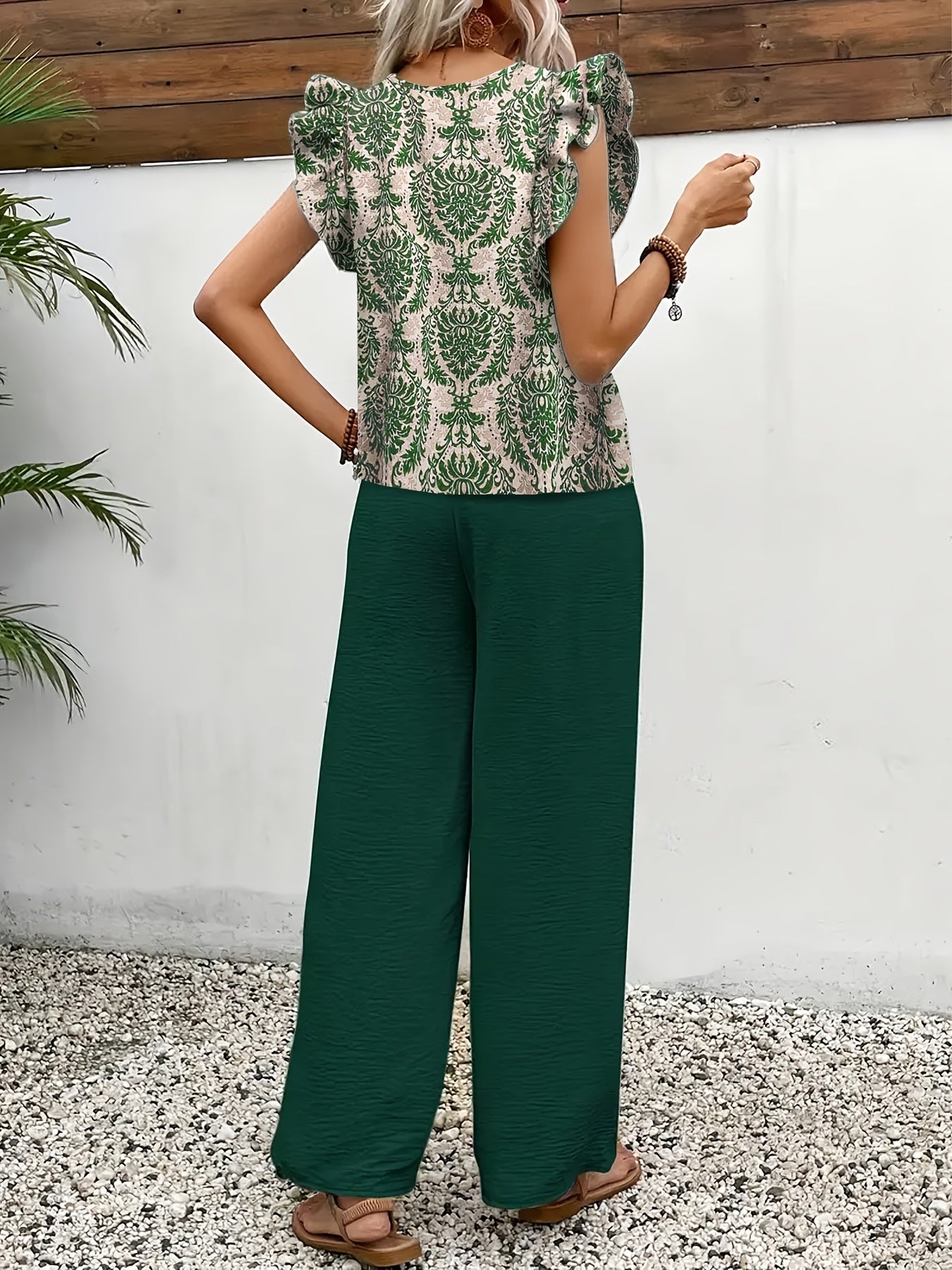 Damen Set – V-Ausschnitt Print & Weite Hose Elegant