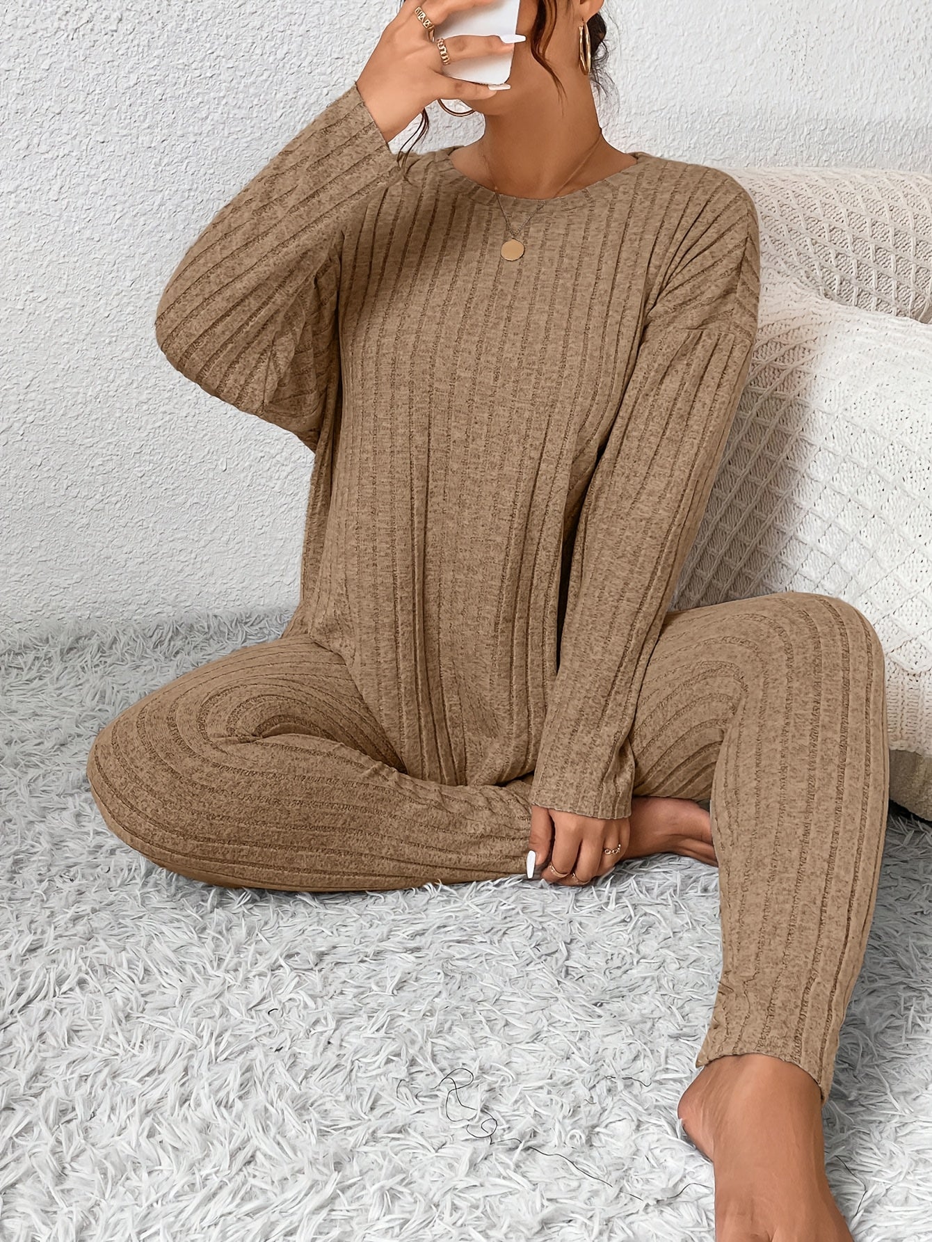 Damen Pyjama-Set in Großen Größen mit Langarm-Oberteil und Hose