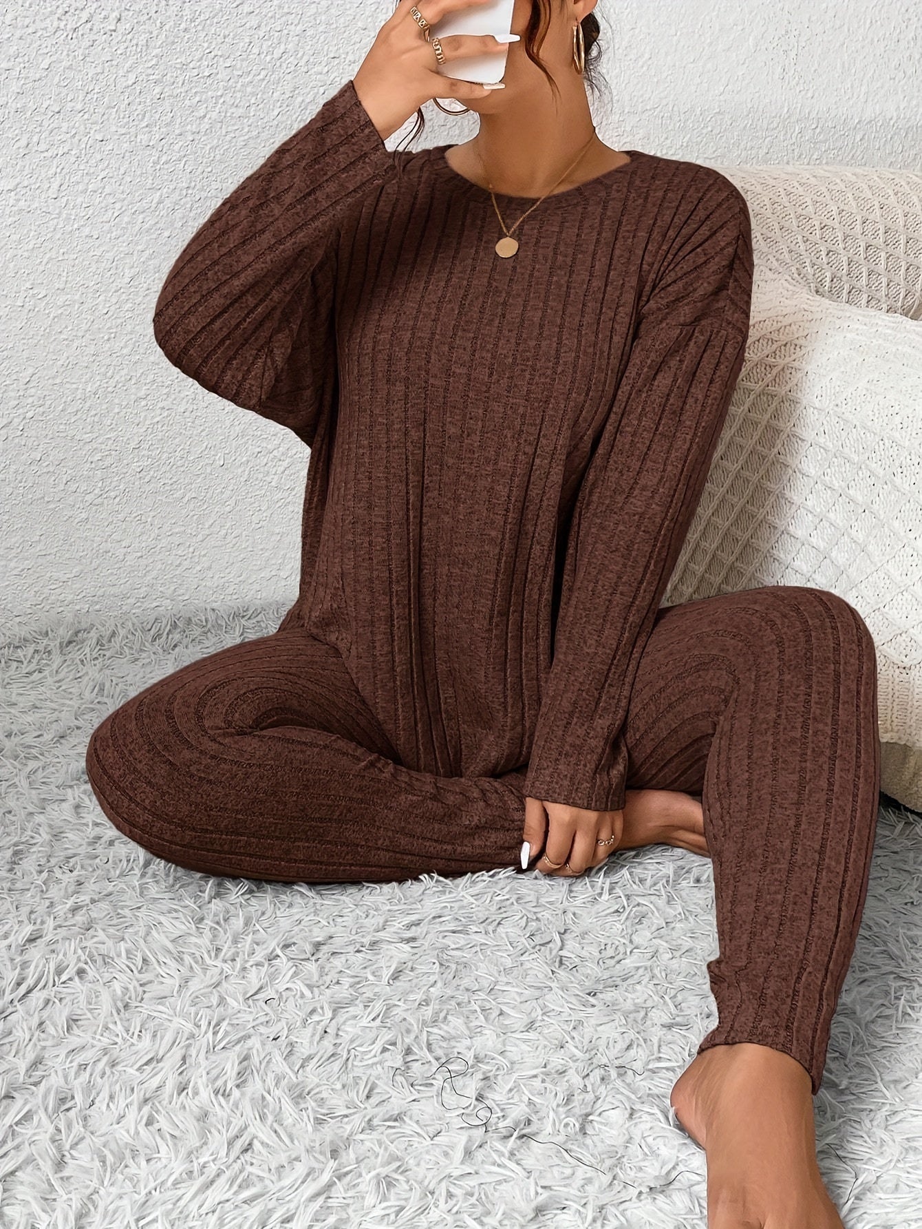 Damen Pyjama-Set in Großen Größen mit Langarm-Oberteil und Hose