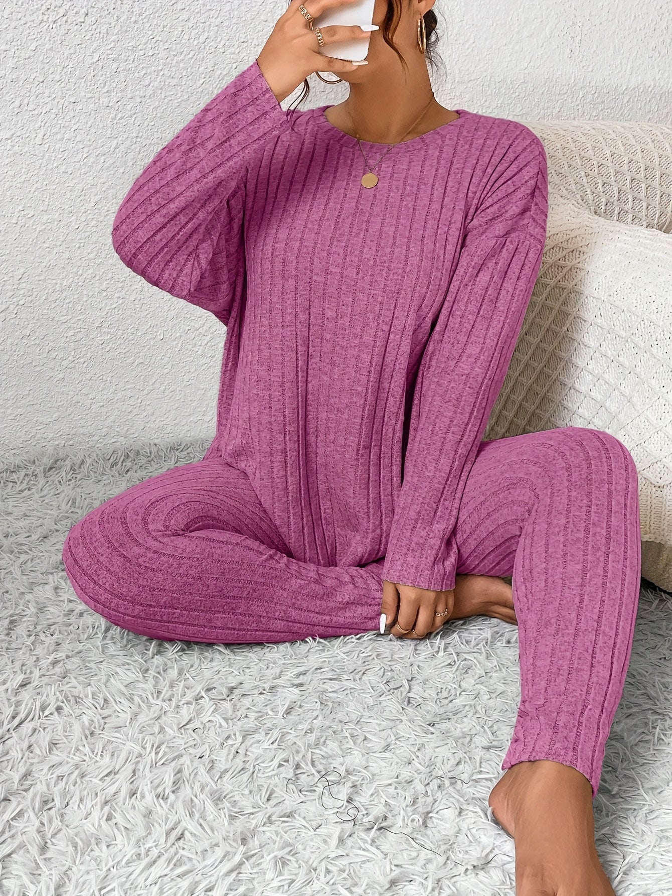 Damen Pyjama-Set in Großen Größen mit Langarm-Oberteil und Hose