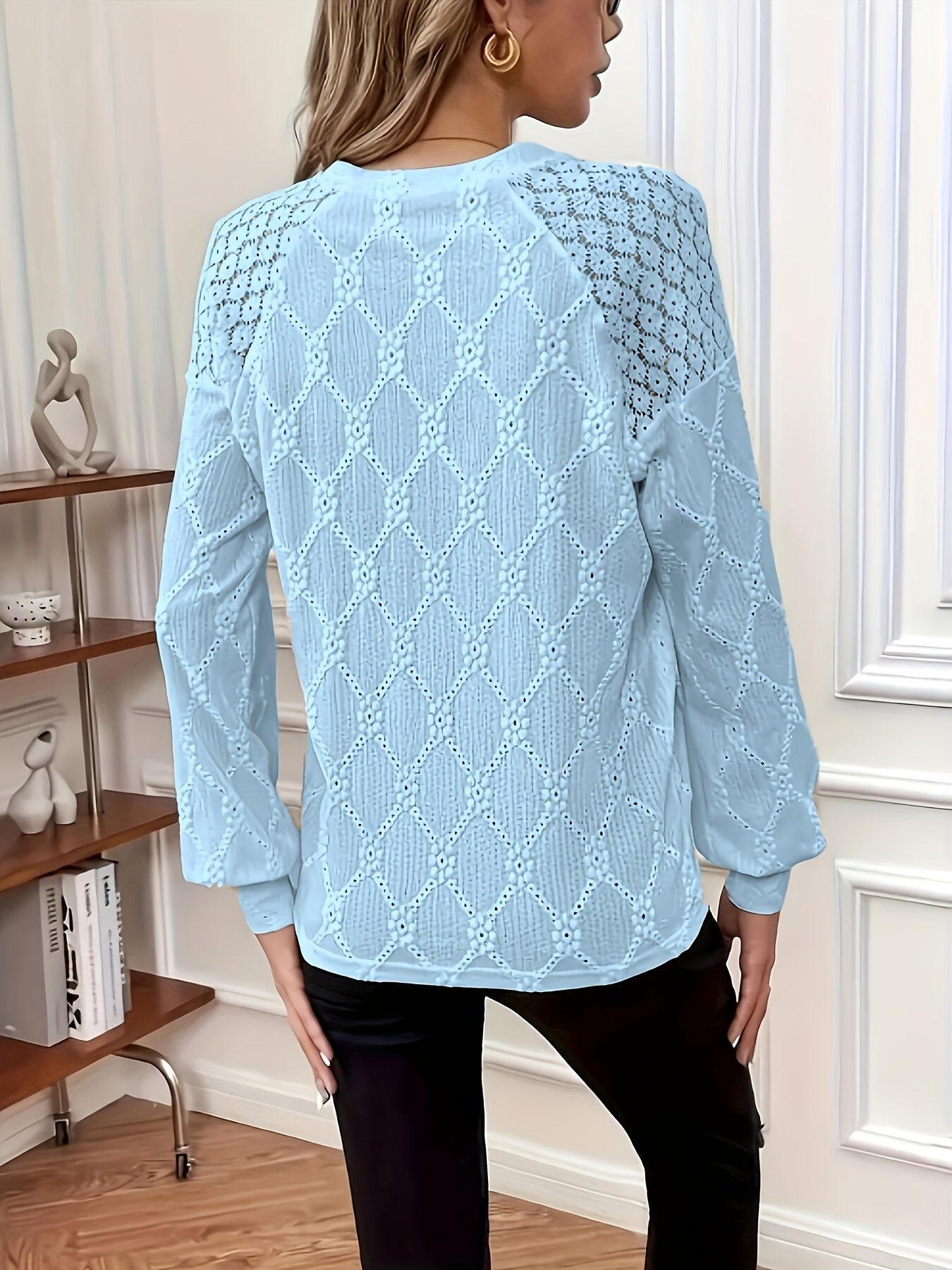 Damen T-Shirt – Jacquard Spitze & Rundhals Elegant