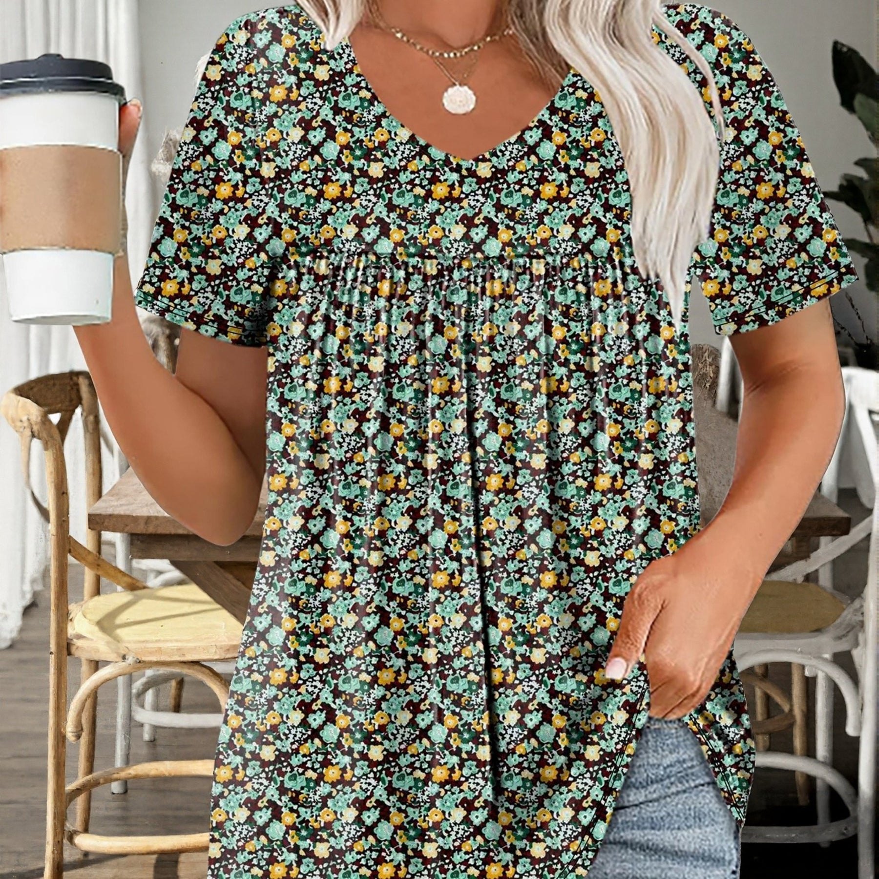 Damen Plus Size T-Shirt – Floraler Print Elegant