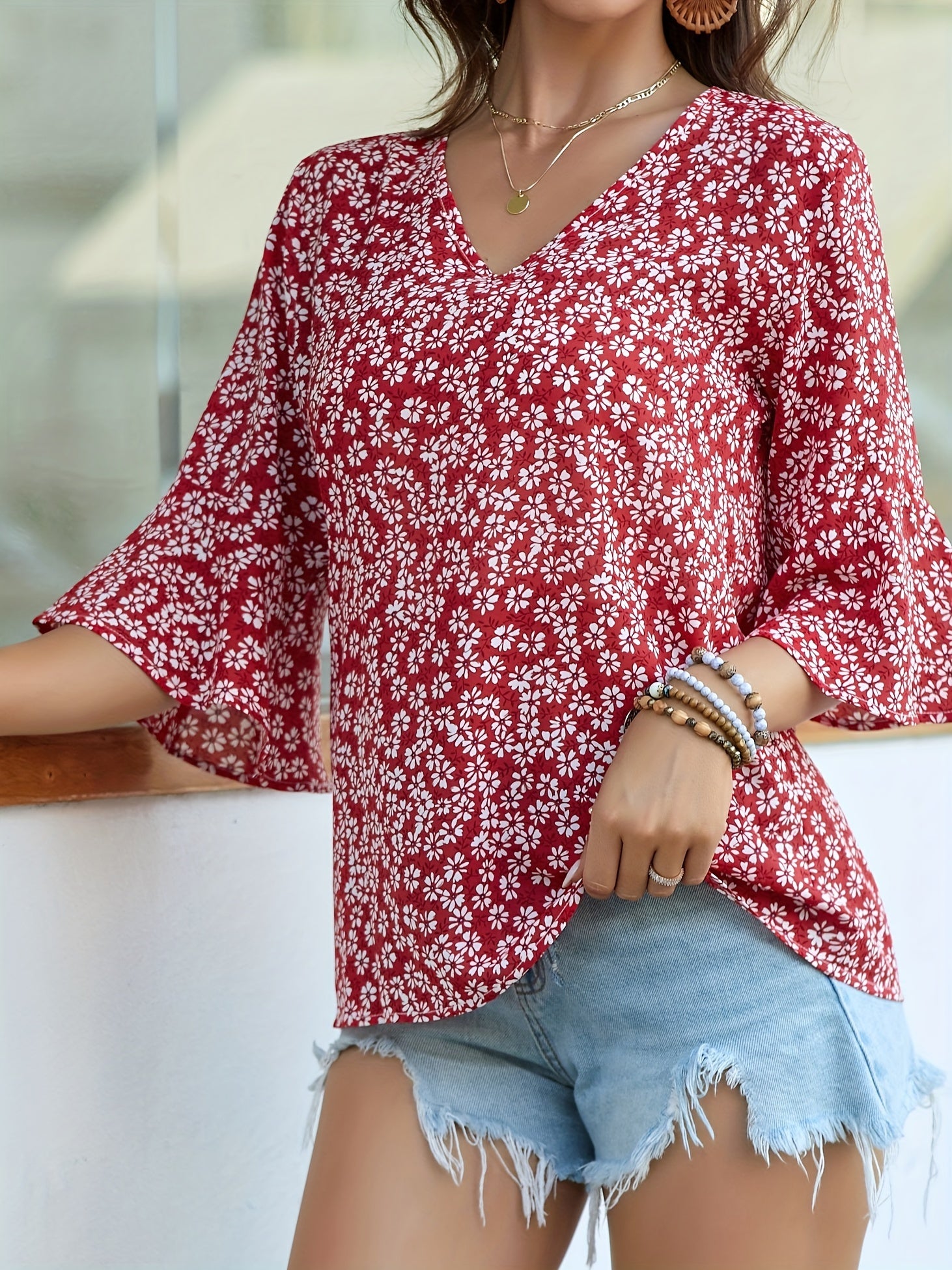 Damen Bluse – Floral V-Ausschnitt & Rüschenärmel Elegant