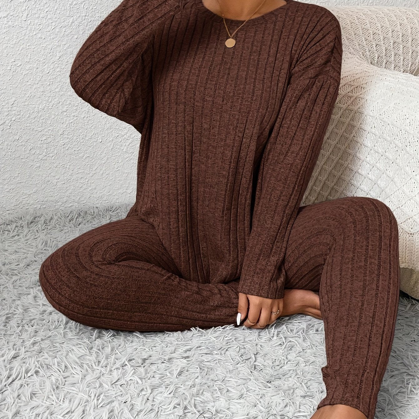 Damen Pyjama-Set in Großen Größen mit Langarm-Oberteil und Hose