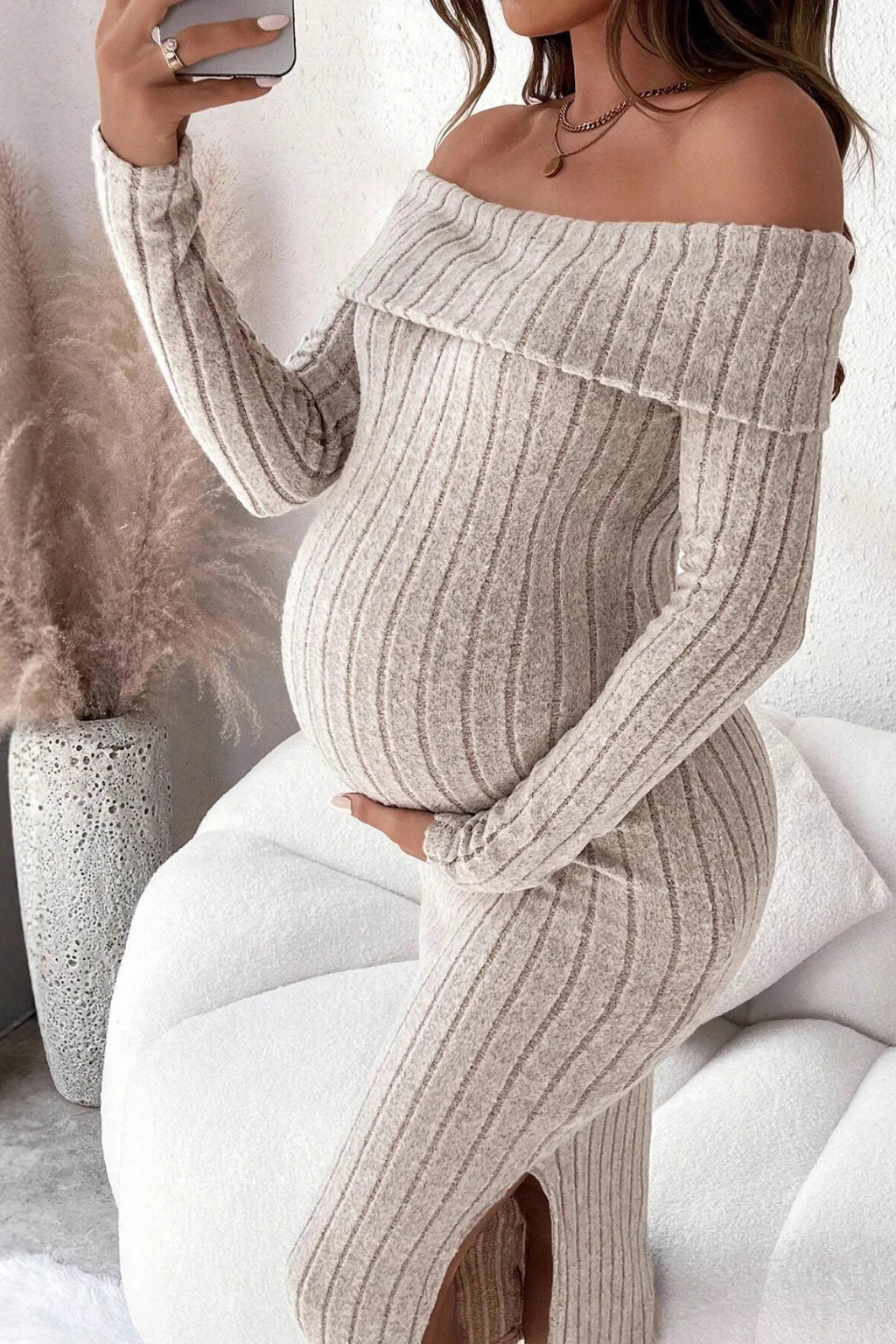 Winifred | Damen Umstandskleid – Off-Shoulder & Midi Elegant Gerippt