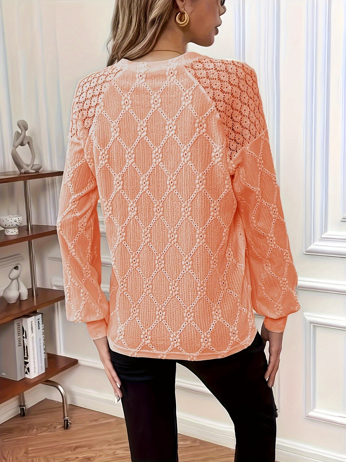 Damen T-Shirt – Jacquard Spitze & Rundhals Elegant