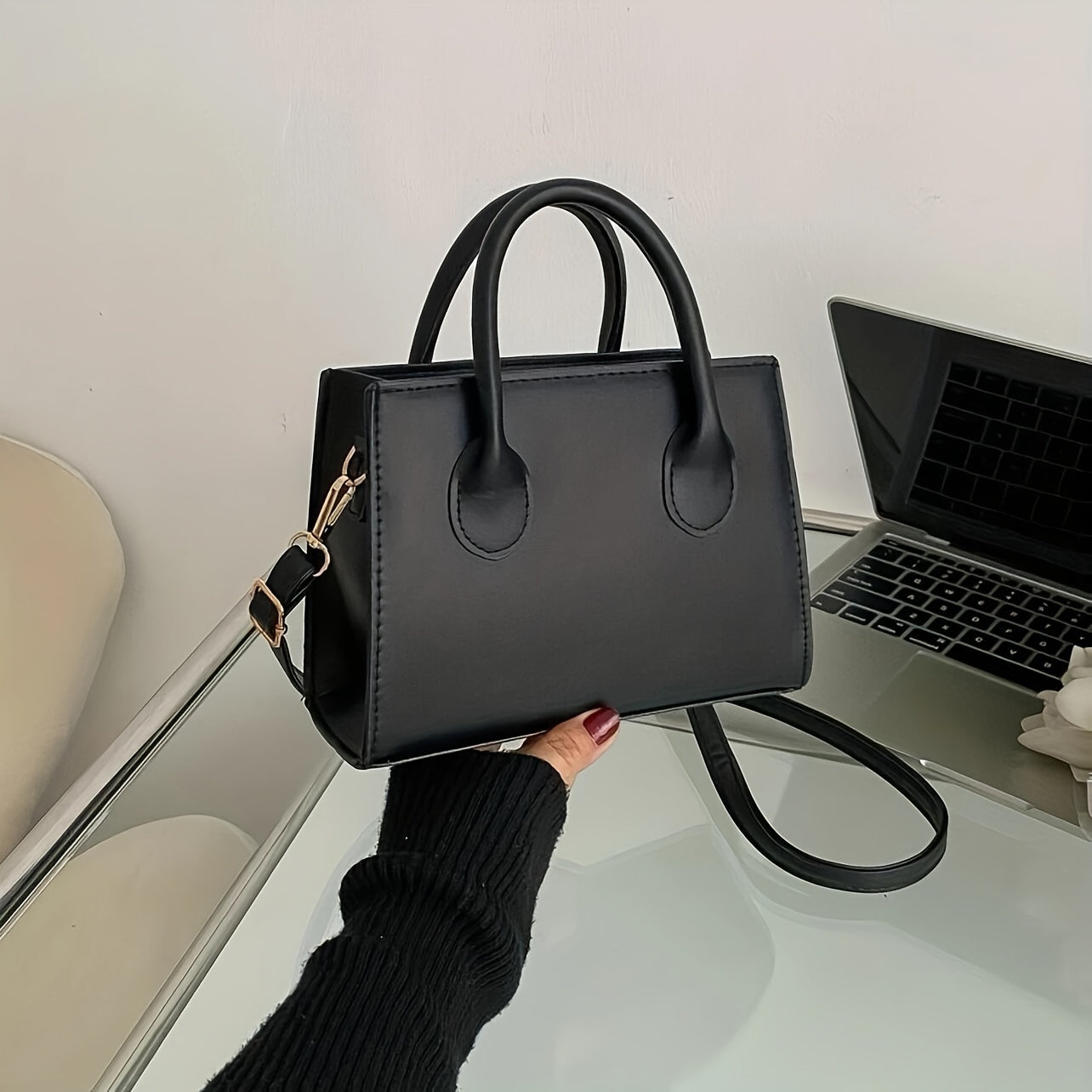 Aveline | Elegante Mini Umhängetasche mit Top-Griff
