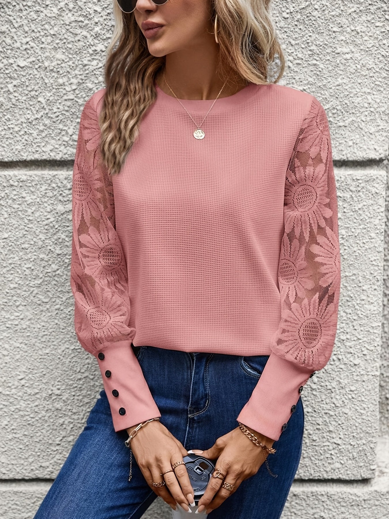 Damen Casual Waffelshirt mit Spitzenärmeln und Blumen-Patchwork