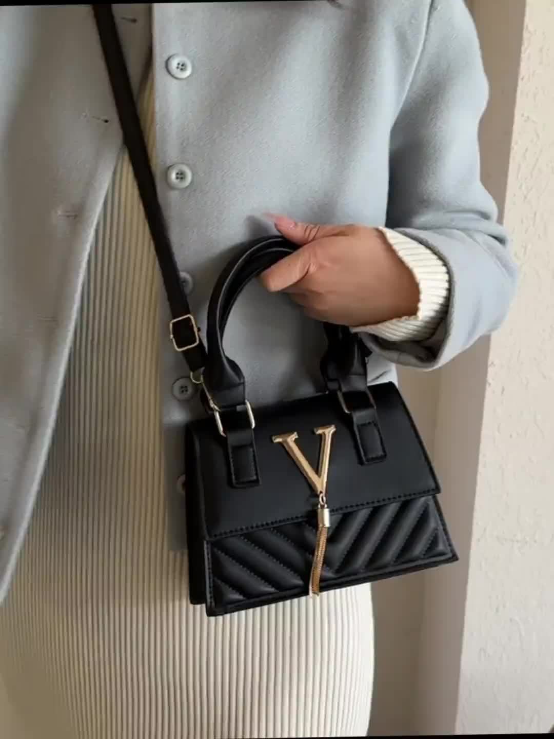 Valentina | Elegante Umhängetasche mit Ketten-Detail