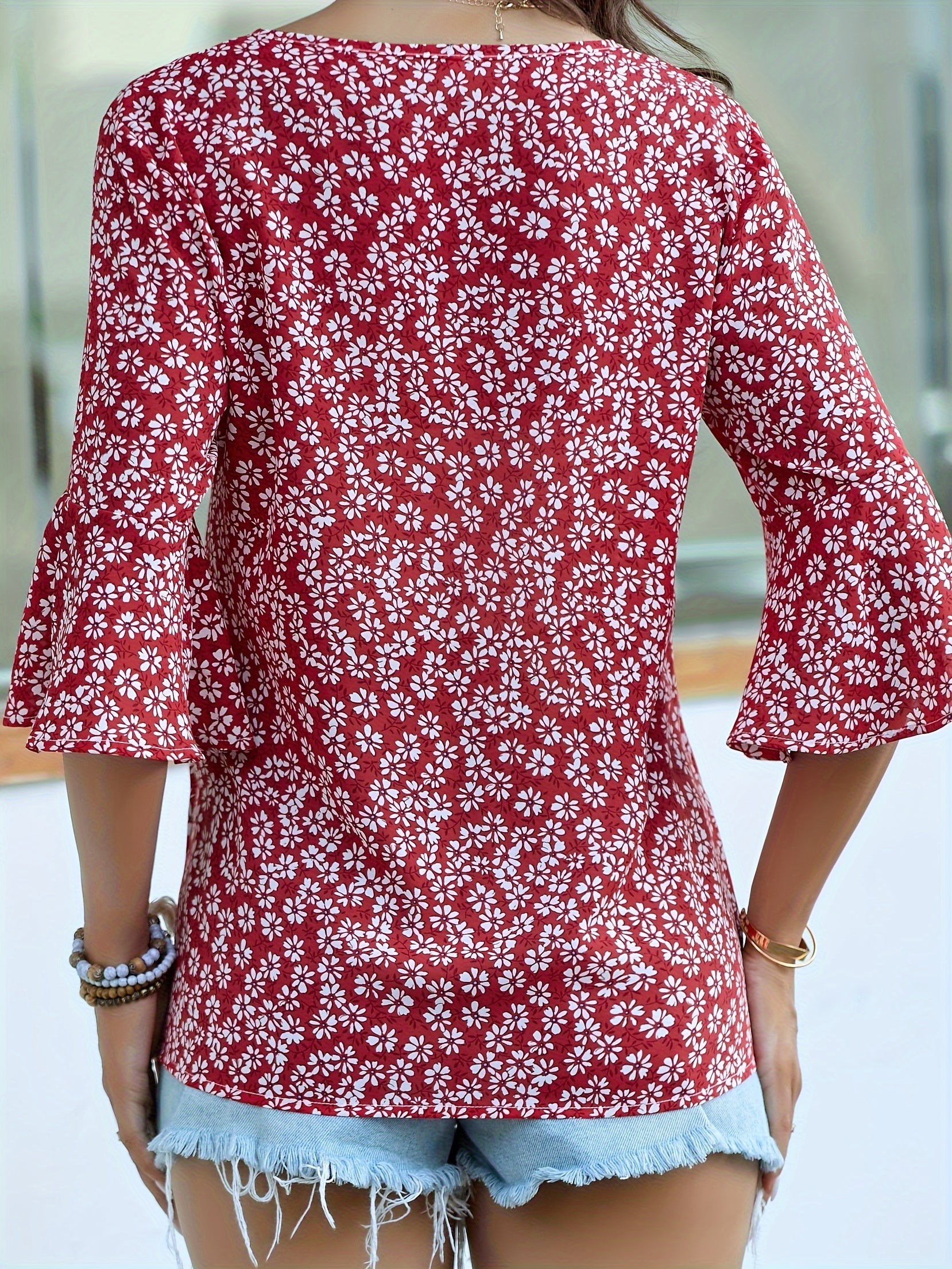 Damen Bluse – Floral V-Ausschnitt & Rüschenärmel Elegant